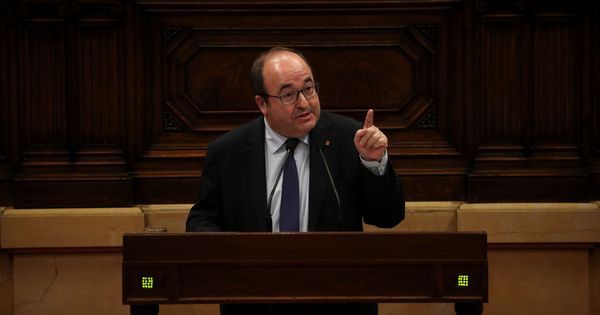Foto: El líder del PSC, Miquel Iceta, durante el debate de investidura de Quim Torra | Reuters