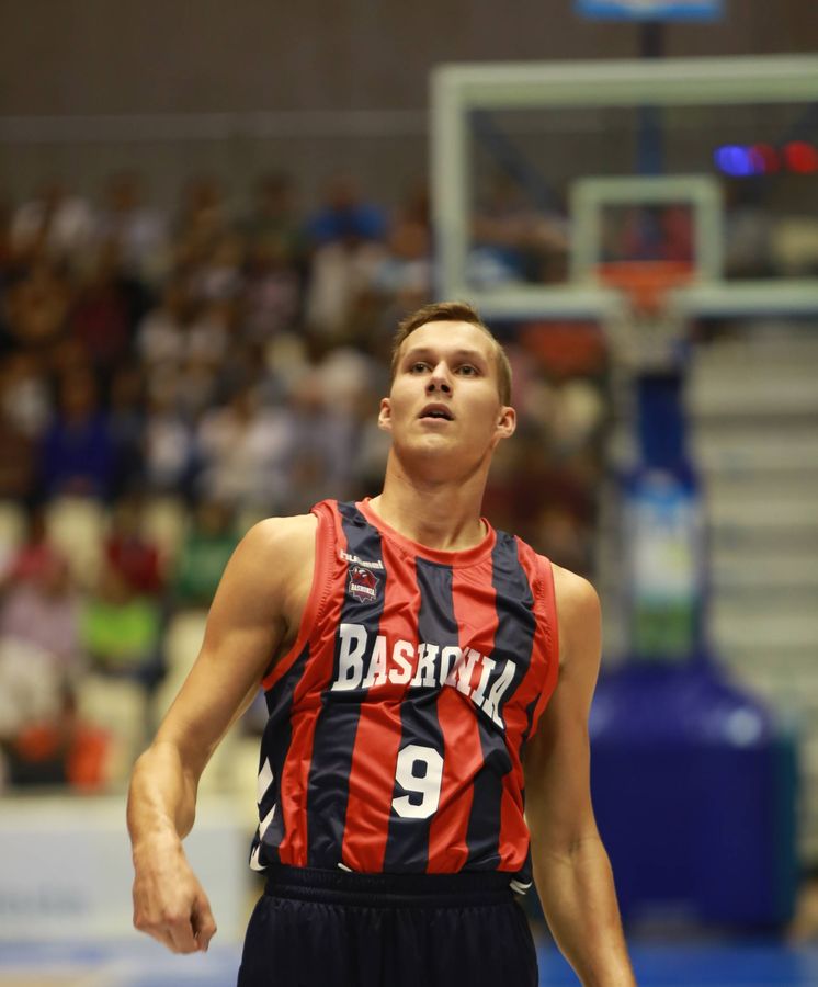 Foto: Tadas Sedekerskis (18 años), jugador del Baskonia (ACB photo/J. Marqués)