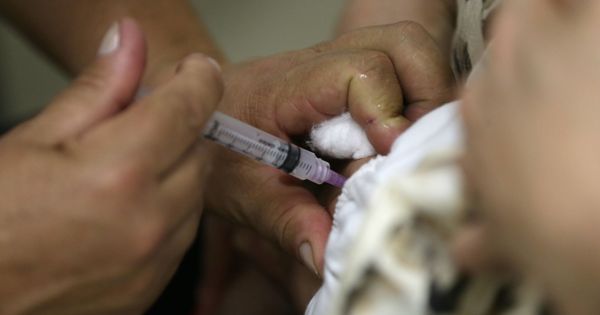 Foto: La caída en la vacunación infantil pone en alerta a brasil