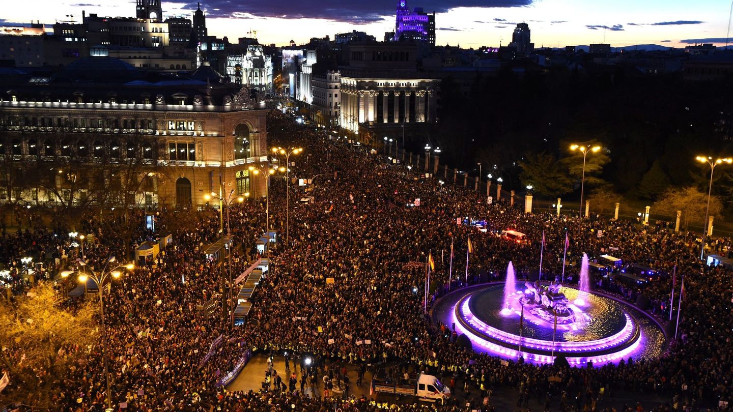 Vista general de la marcha feminista celebrada en Madrid el 8 de marzo, con motivo del Día Internacional de la Mujer, el pasado año. (EFE)