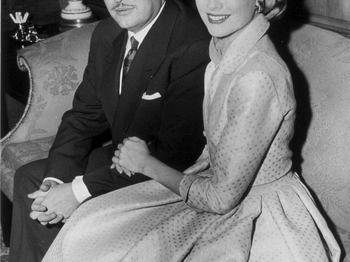 Foto: Fotografía del compromiso de Grace Kelly y el príncipe Rainiero de Monaco, 1956. (EFE)