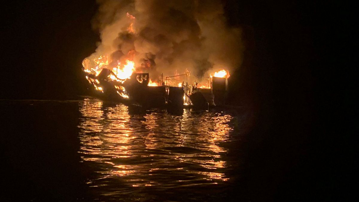 Un incendio en un barco en California deja al menos 25 muertos y 9 desaparecidos