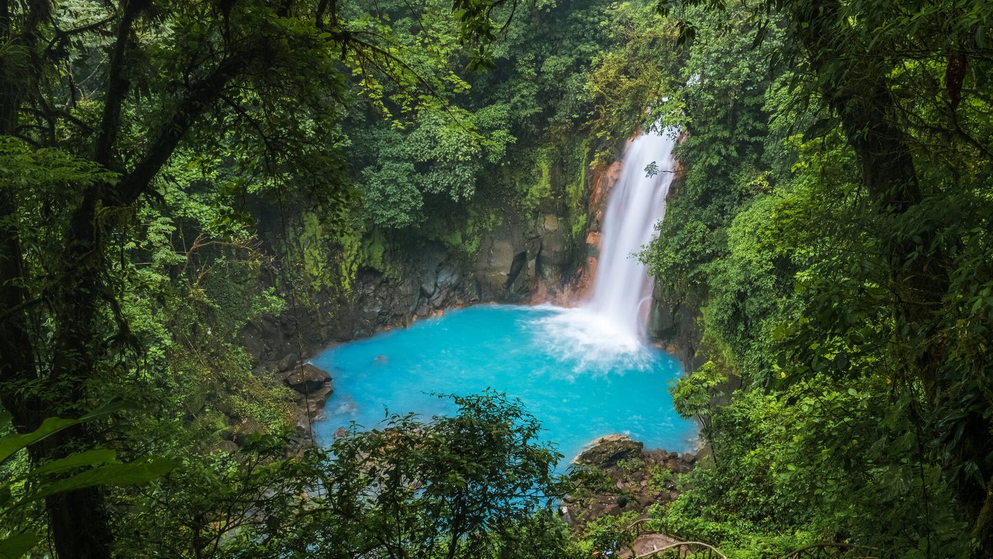 Cascada del Río Celeste, Costa Rica (Fuente: iStock)
