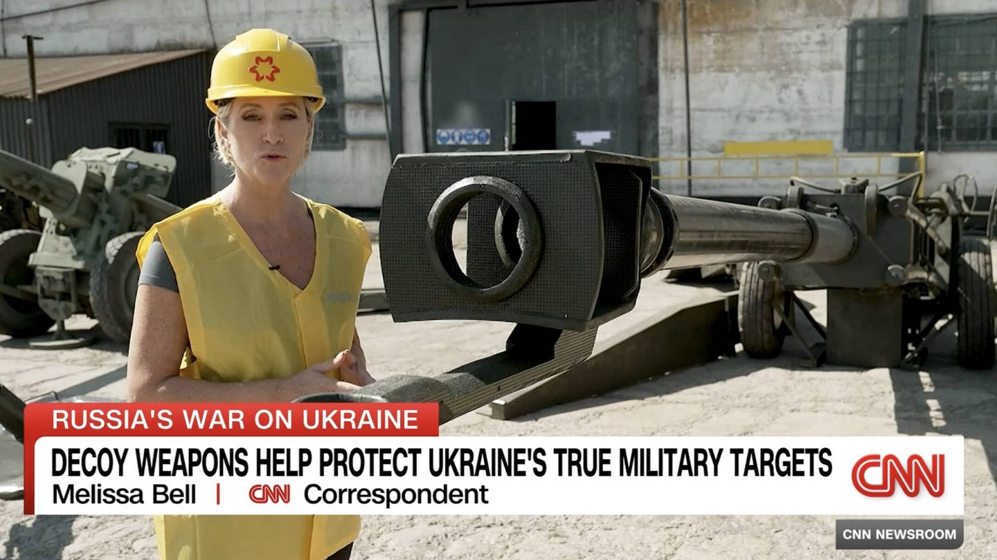 Un obús ucraniano... hecho de cañerías, metal y plástico. (CNN)