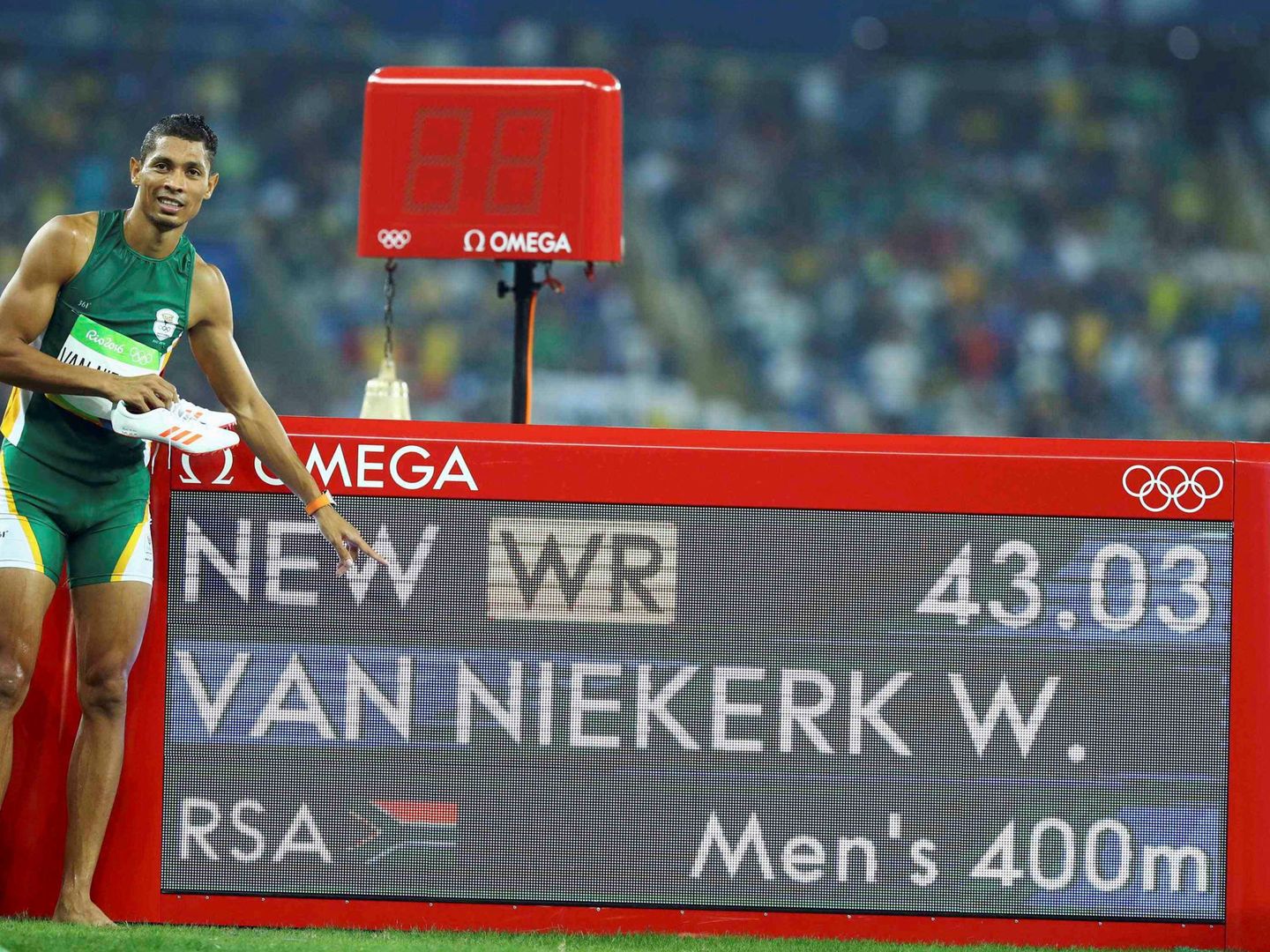 Wayde Van Niekerk persigue el doblete 200-400 en el Mundial de Londres. (Reuters)