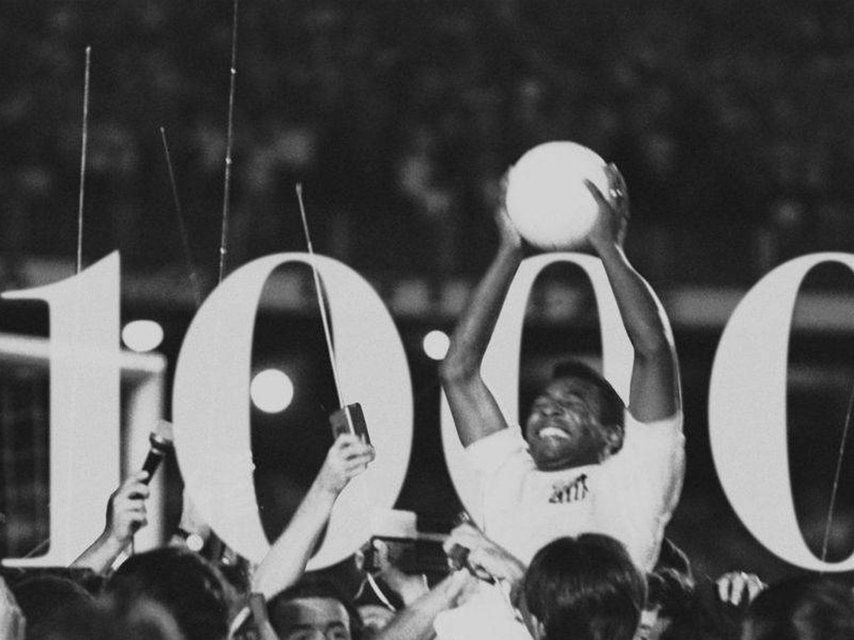 Foto: Aniversario del famoso gol 1000 de Pelé. (Twitter Pelé)