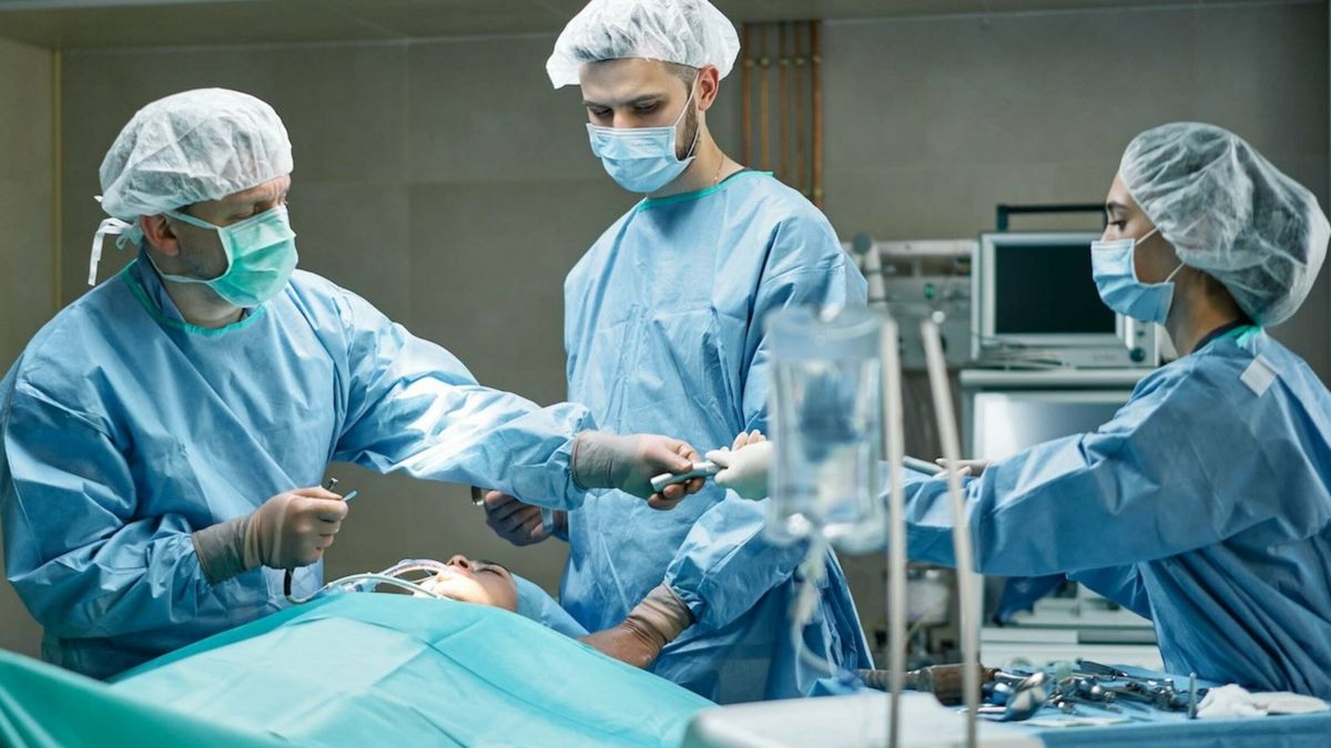 Ante una hernia inguinal, ¿qué técnica quirúrgica es la más adecuada?