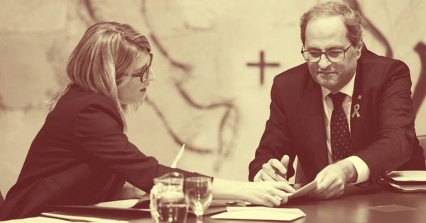 Foto: El presidente de la Generalitat, Quim Torra, y su vicepresidenta, Elsa Artadi, durante una reunión semanal del Gobierno catalán. (EFE)