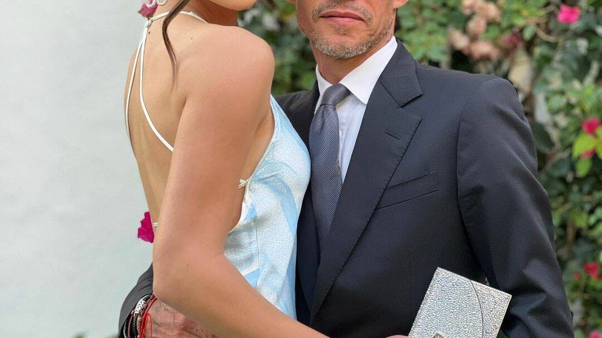 La boda de Marc Anthony y Nadia Ferreira: de los looks de la novia a los famosos invitados