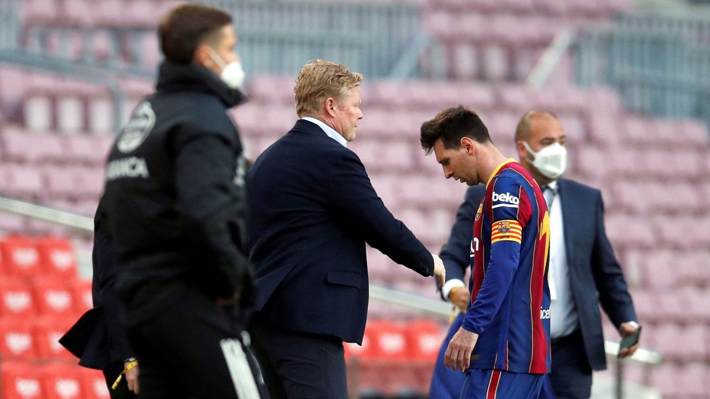 Koeman y Messi, en el último partido de la temporada. (Reuters)