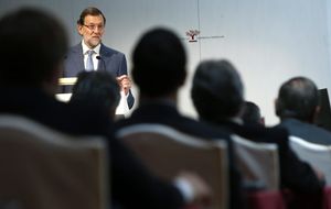 Rajoy, el rey de los números: descerraja 76 cifras en media hora y obvia la corrupción