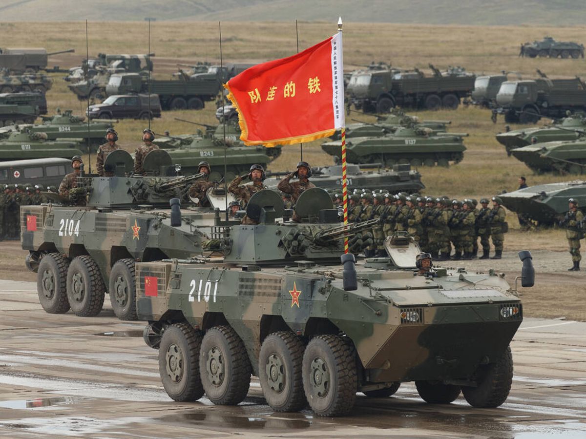 Photo: The Chinese Army, increasingly powerful and advanced.  In the image, armored ZBL-08.  (Thousand-ru)