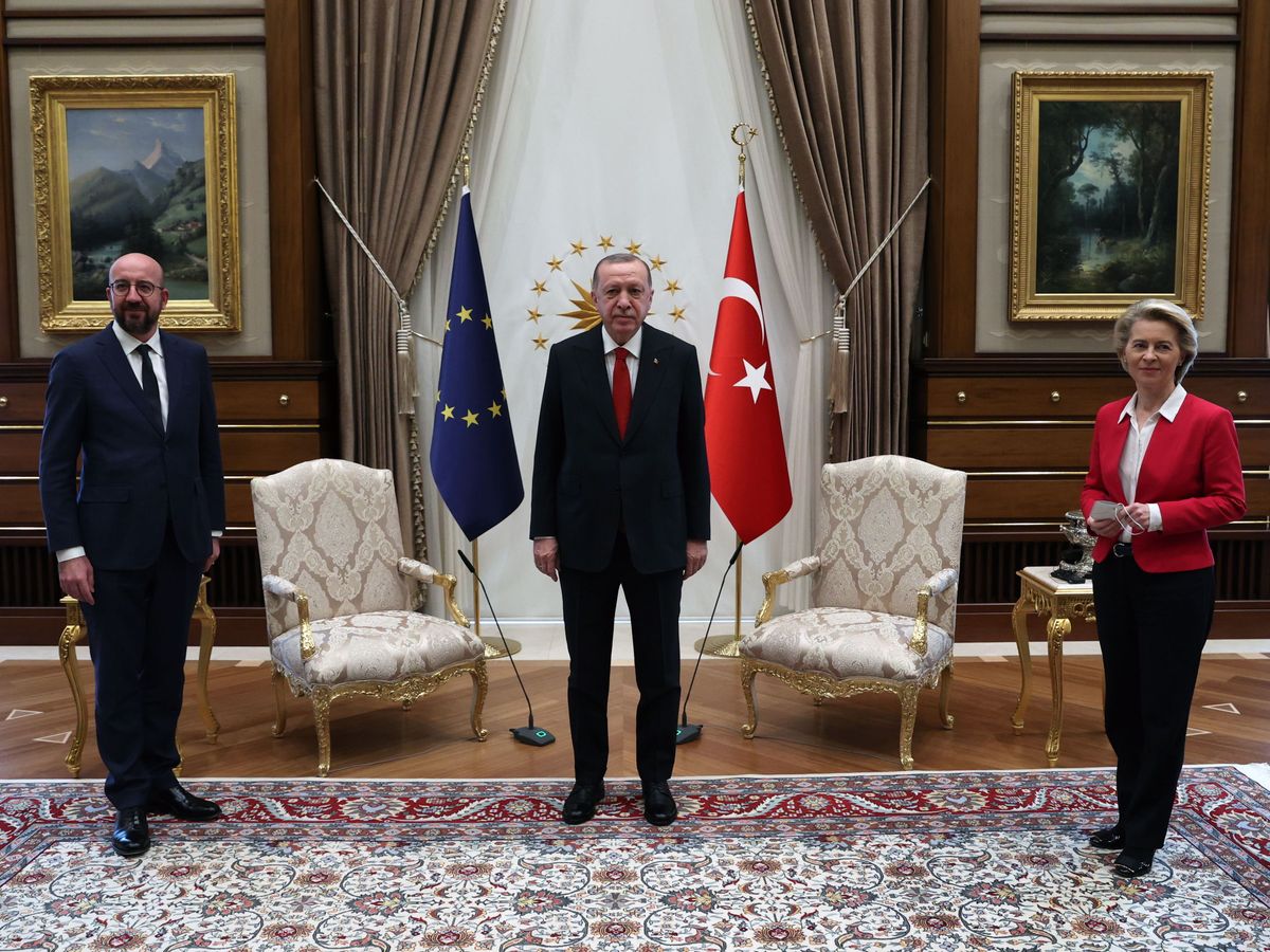lo que dice de la UE el plantón a der Leyen en Turquía