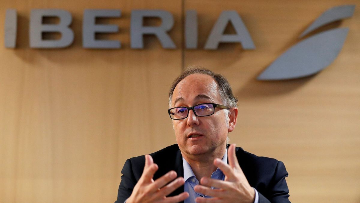 Iberia pide un plan renove para aviones y avanza más ajustes desde 2021