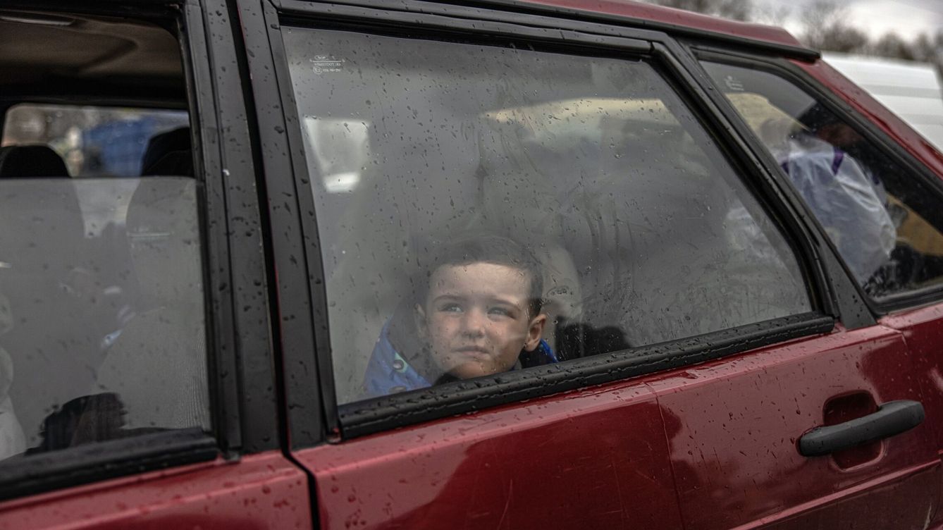 Foto: Evacuación de civiles de Melitópol a Zaporiyia. (EFE/EPA/Roman Pilipey)