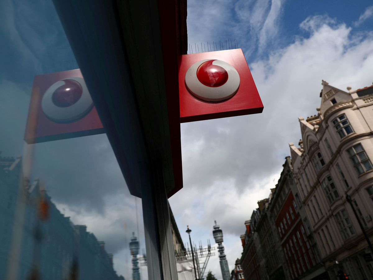 Foto: Foto del logo de Vodafone en Londres. (Reuters)