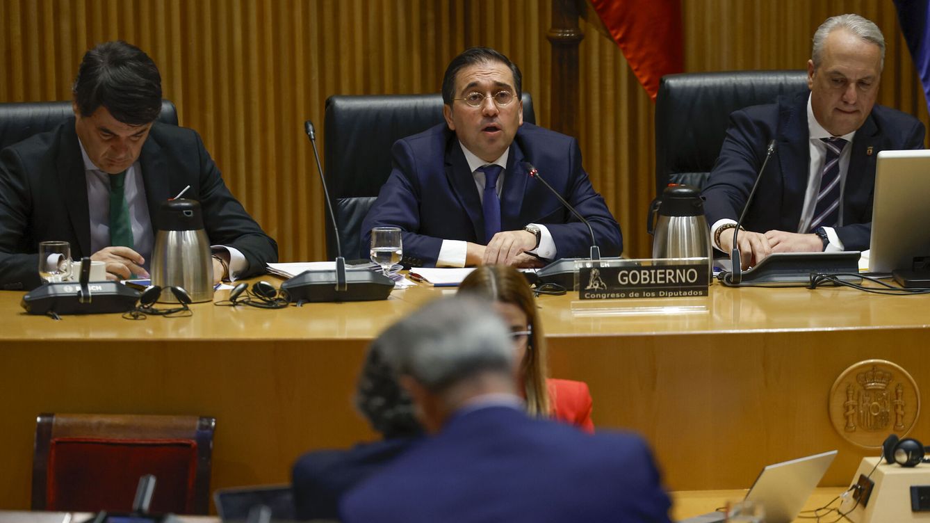 Foto: El ministro de Asuntos Exteriores, José Manuel Albares, este lunes, en la comisión de Exteriores del Congreso. (EFE/Zipi)