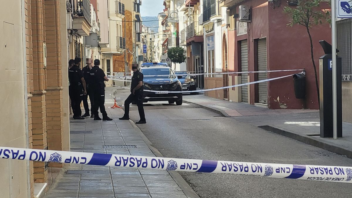 La Policía investiga si el agente de Andújar murió por un disparo fortuito de su compañero
