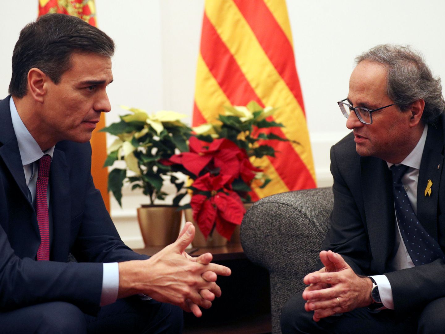 La derecha vincula a Pedro Sánchez con Quim Torra. (Reuters)