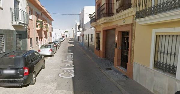 Foto:   La calle Méndez Núñez, donde se ha producido el suceso. (Google Maps)
