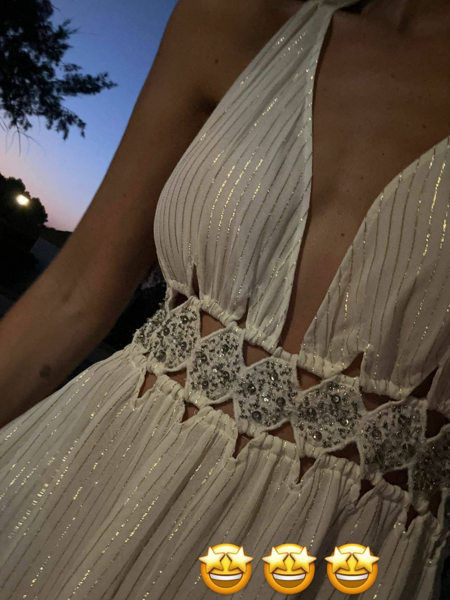 Los detalles del vestido para huir del calor. (Instagram/ @rocioosorno)