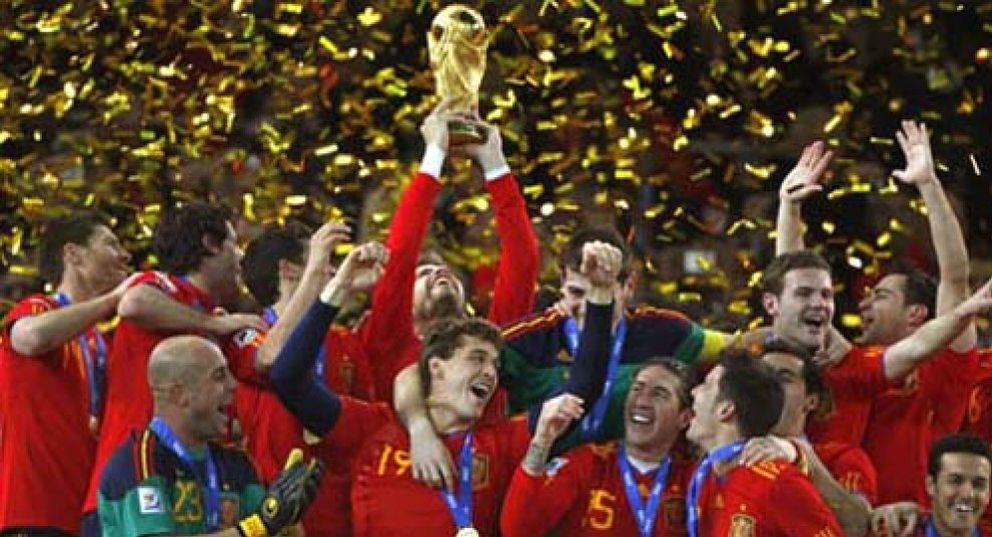 Foto: Los éxitos deportivos españoles, capitaneados por 'La Roja', impulsan el turismo extranjero