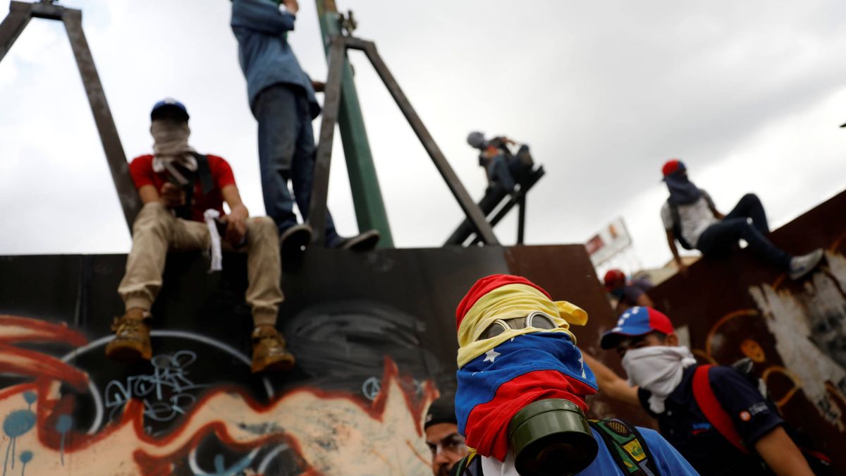El columpio del Emperador Maduro y otras seis postales para que entiendas Venezuela