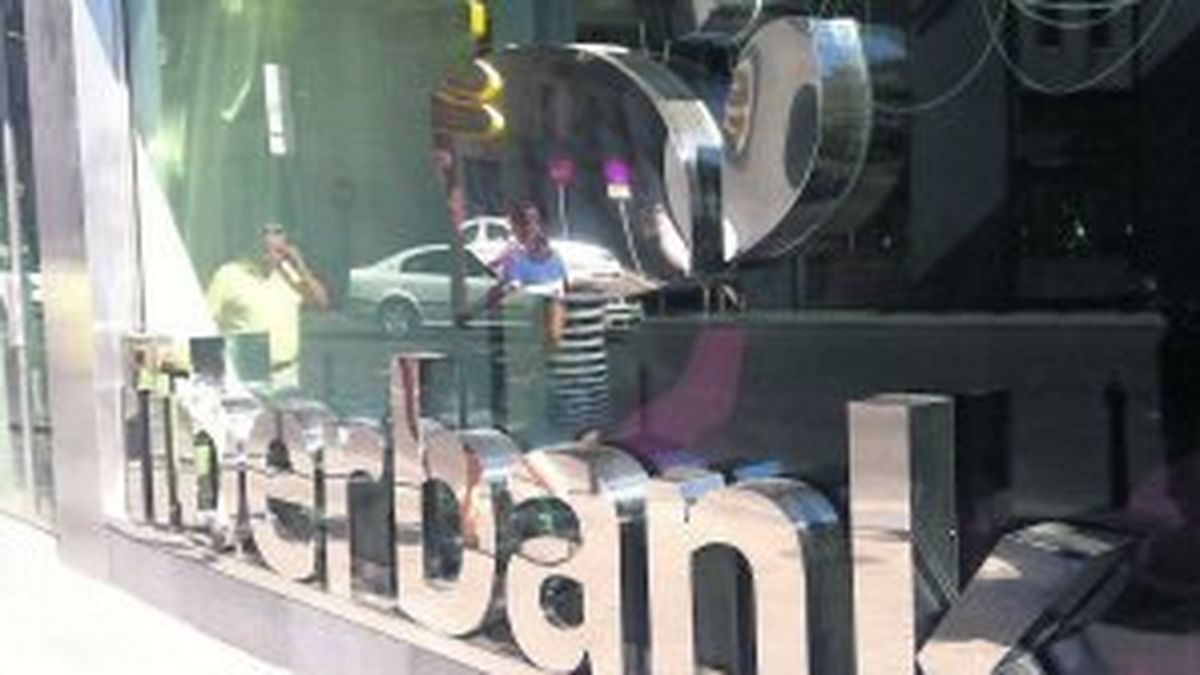 Liberbank cede un 3% tras anunciar una ampliación de capital por 500 millones