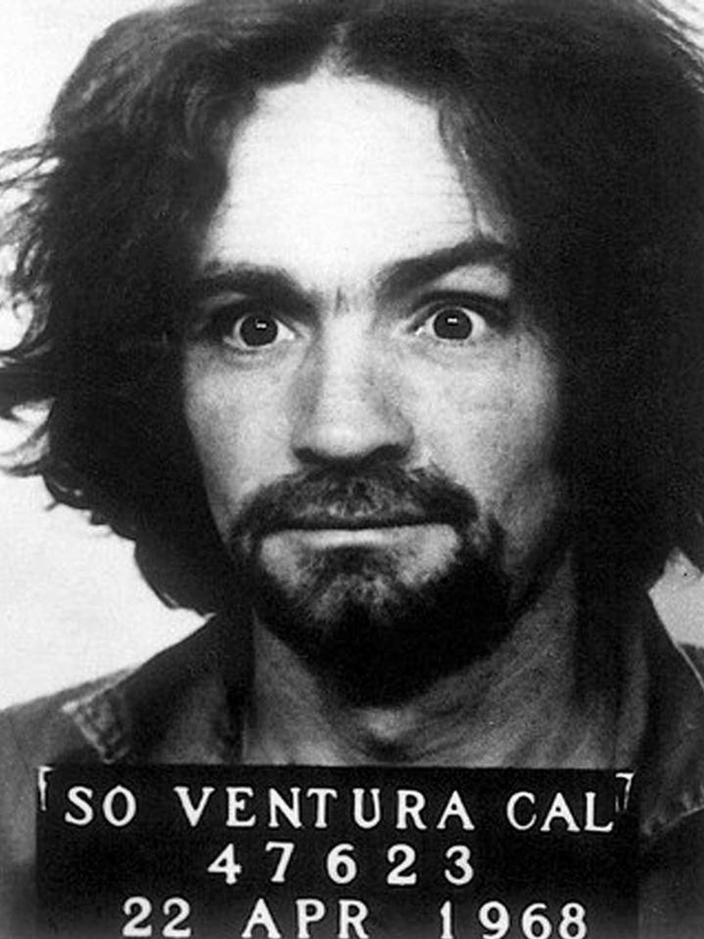 Charles Manson, en una de sus primeras detenciones (California, 1968)
