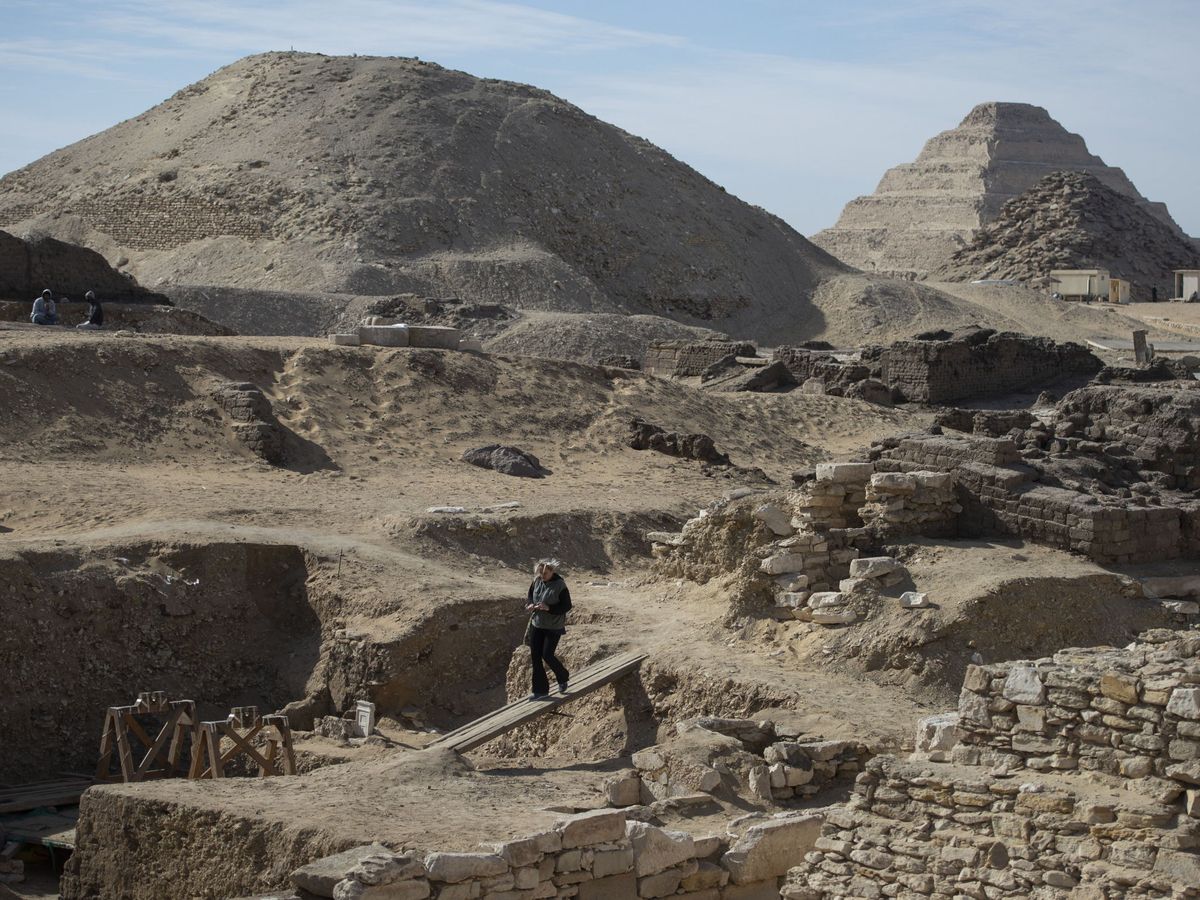 Foto: Imagen de archivo de la necrópolis de Saqqara (EFE/EPA/Mohamed Hossam)