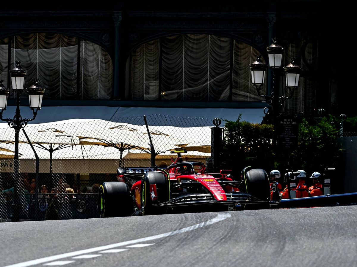 Foto: Sainz en los entrenamientos libres del Gran Premio de Mónaco. (Scuderia Ferrari)