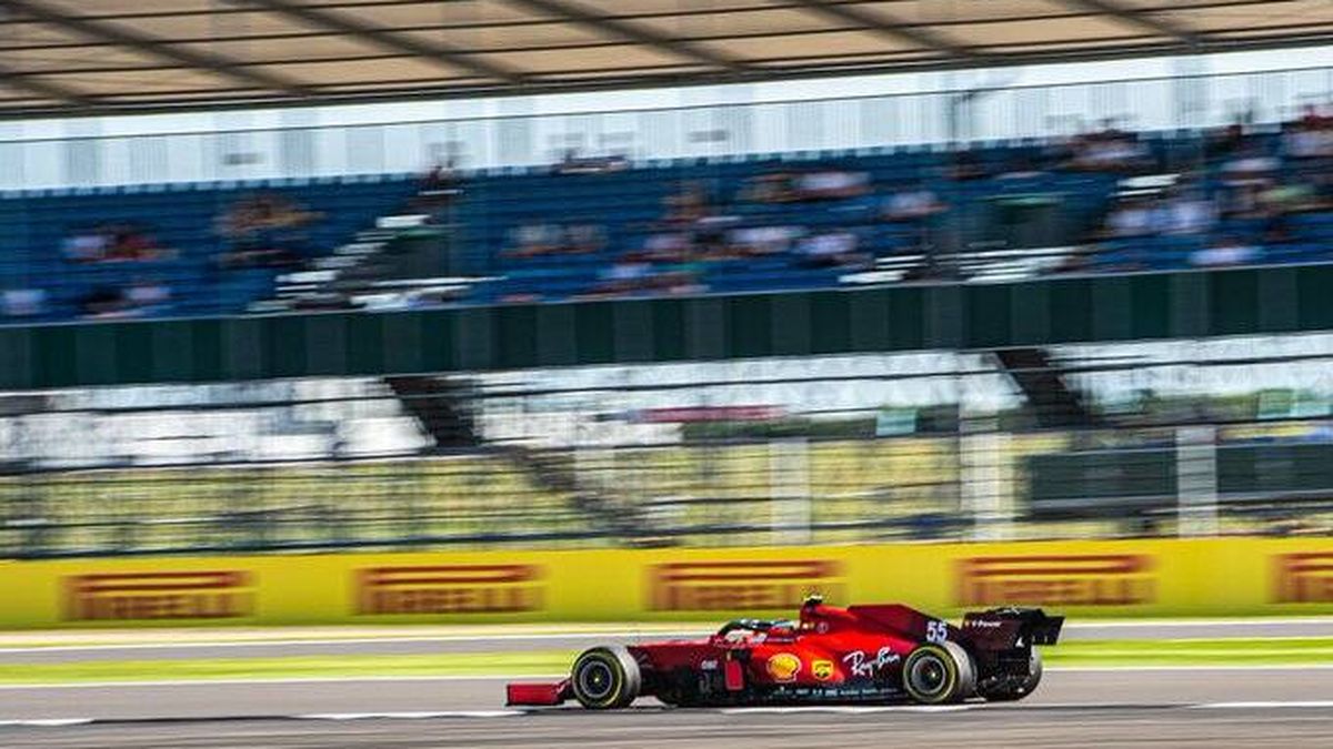 Ferrari nos engañaba en Silverstone pero una bala rebotada le pegó a Carlos Sainz