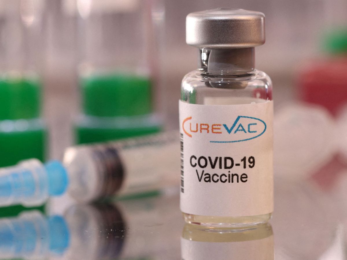 Foto: Vacuna contra el covid-19. (Reuters/Dado Ruvic)