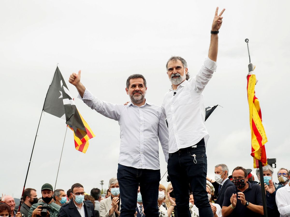 Foto: Jordi Sànchez y Jordi Cuixart en una imagen de archivo. (Reuters/Albert Gea)