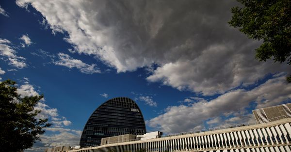 Foto: La sede de BBVA en Madrid (España). (Reuters)