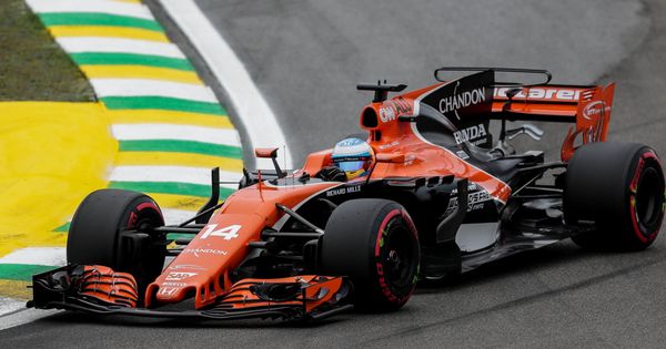 Foto: Fernando Alonso saldrá sexto este domingo en Interlagos. (EFE)