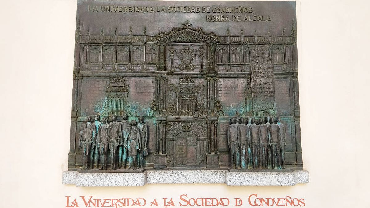El día en que el pueblo de Alcalá de Henares salvó su universidad