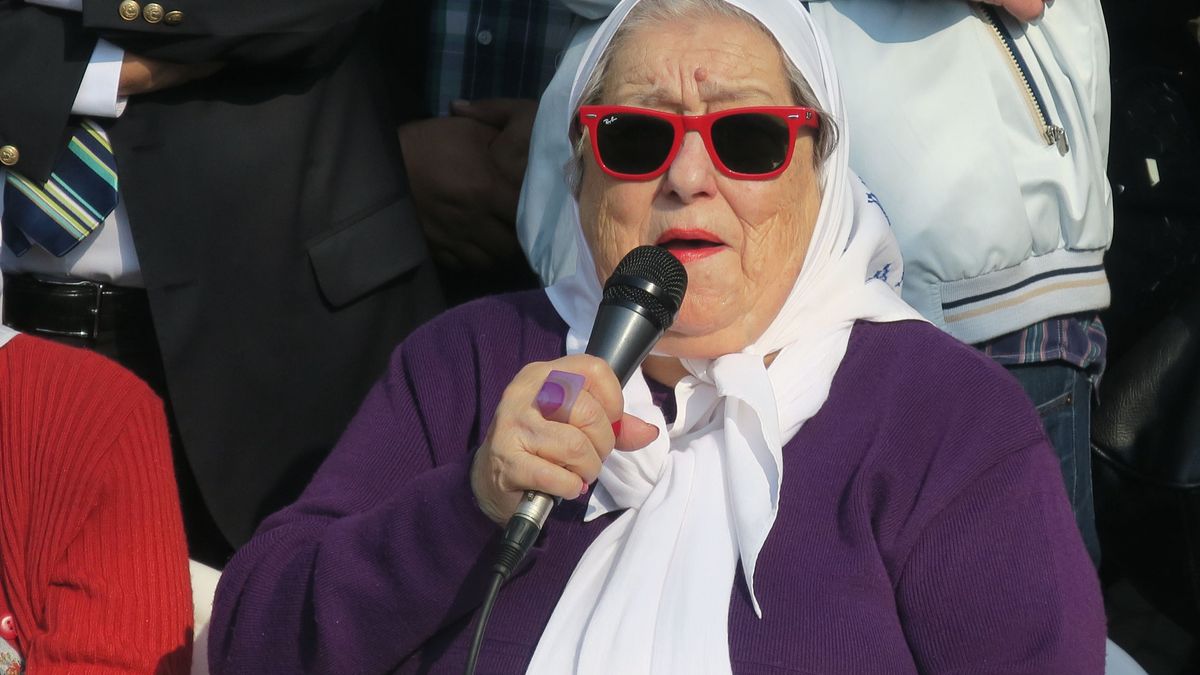 Muere Hebe de Bonafini, presidenta de la asociación argentina Madres de Plaza de Mayo