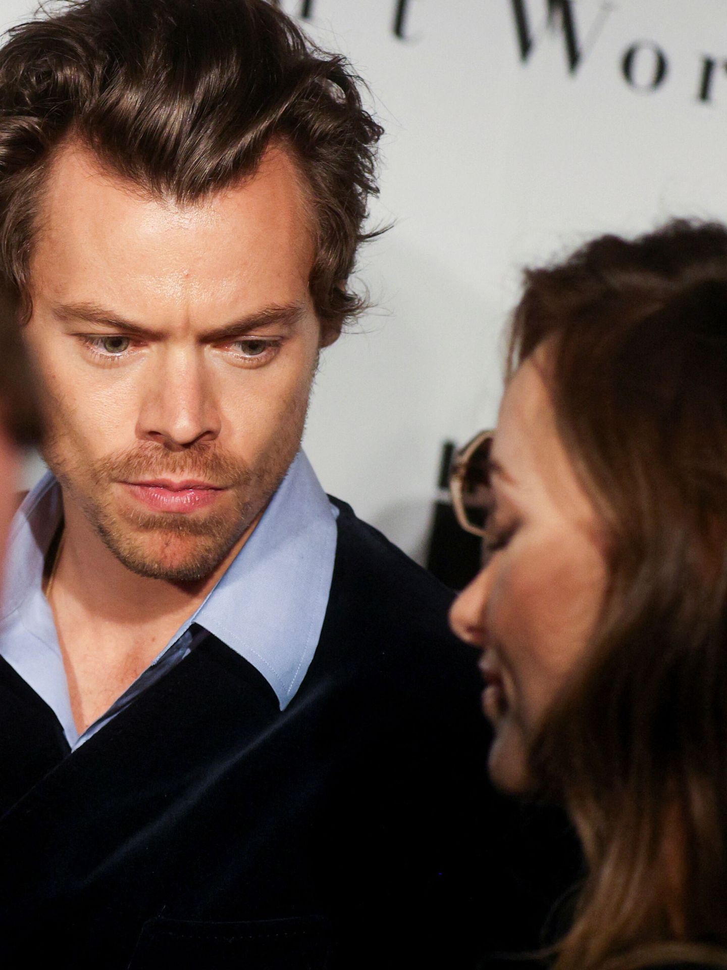 Harry Styles y Olivia Wilde, durante la première de la película 'Don't Worry Darling' en Nueva York. (Reuters/Amr Alfiky)