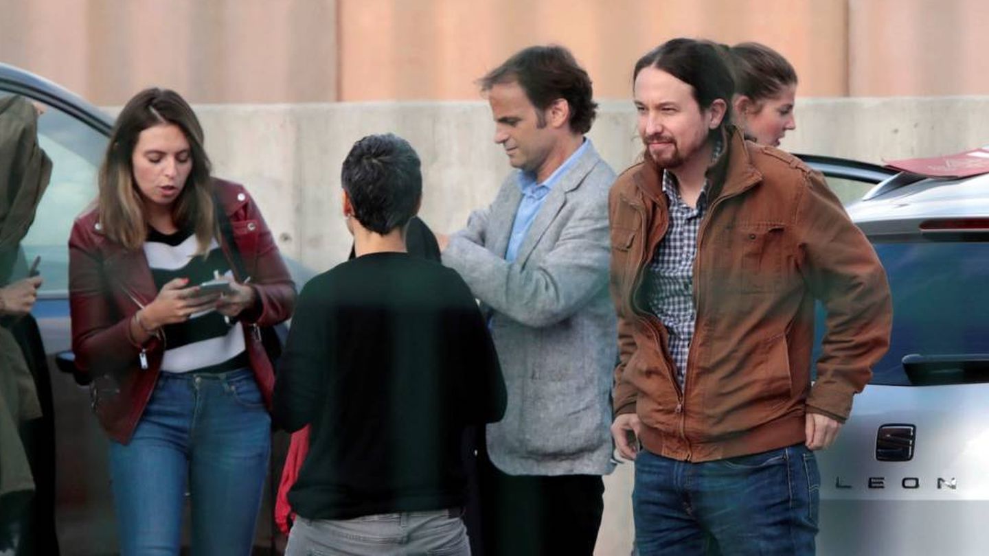 Pablo Iglesias sale de la cárcel de Lledoners después de visitar a Oriol Junqueras. (EFE)
