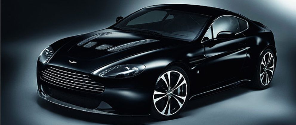 Foto: Aston Martin Carbon Black