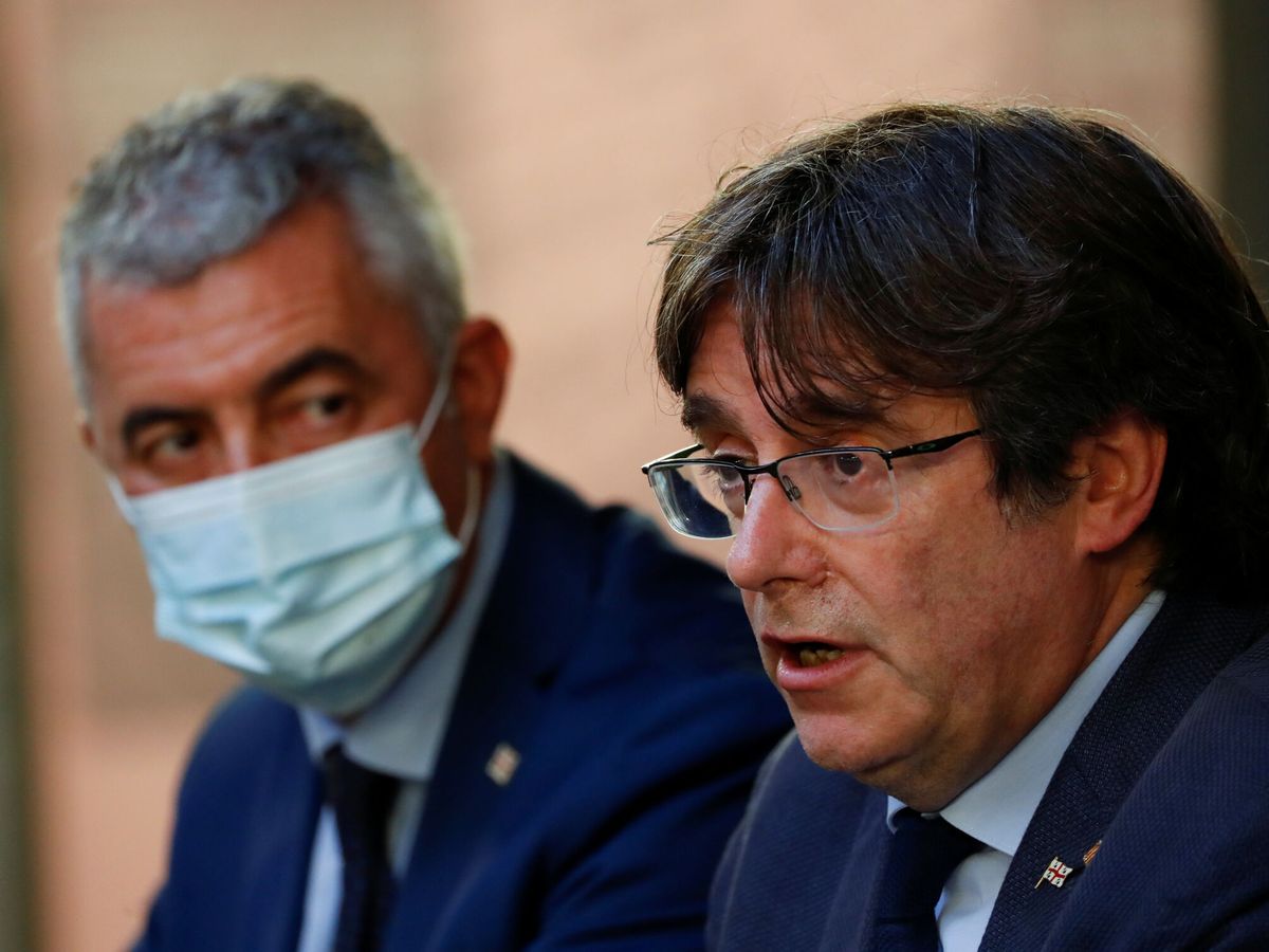 Foto: Carles Puigdemont en rueda de prensa desde Cerdeña. (Reuters)