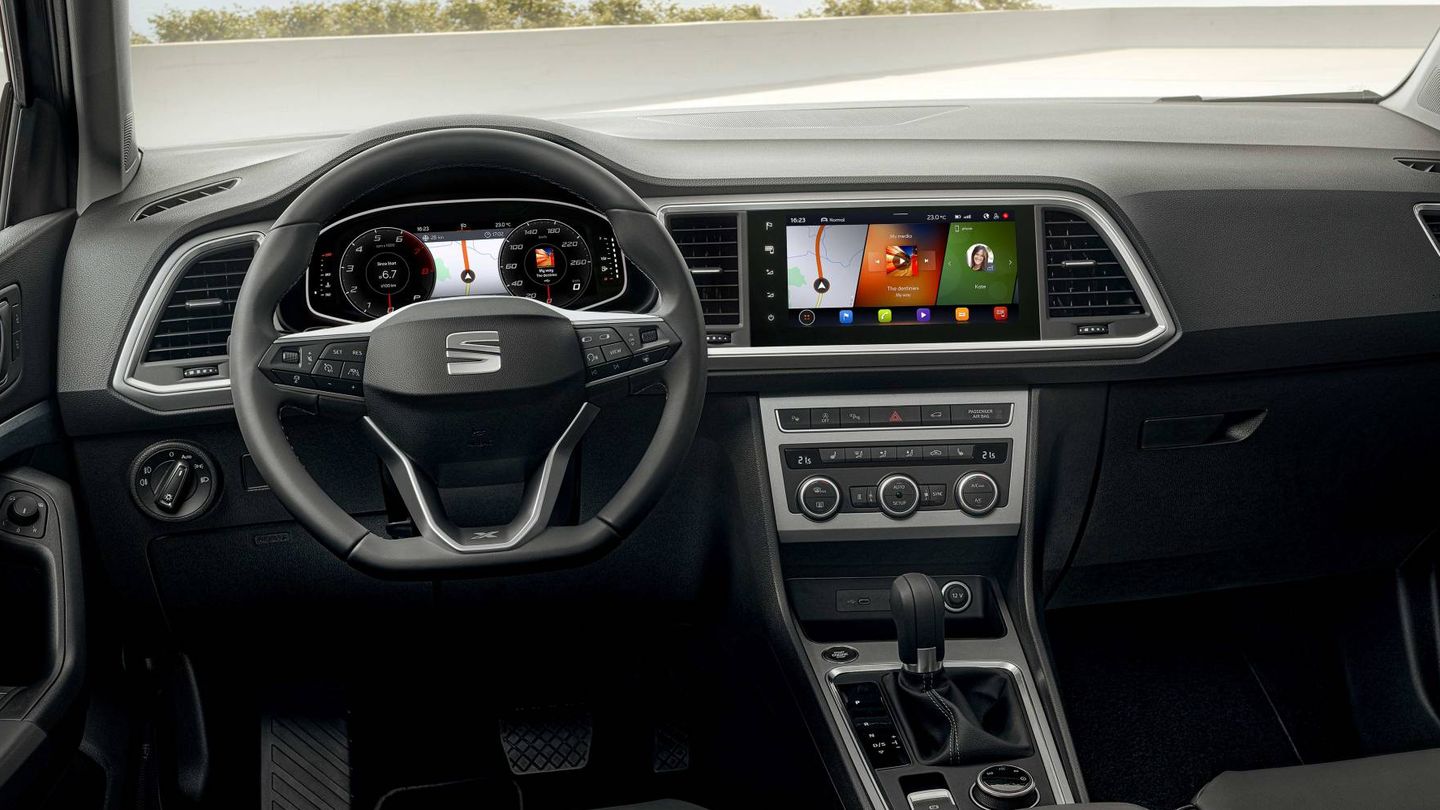 Interior del nuevo Seat Ateca con su cuadro digital y su pantalla central de 9,2 pulgadas (opcional). 