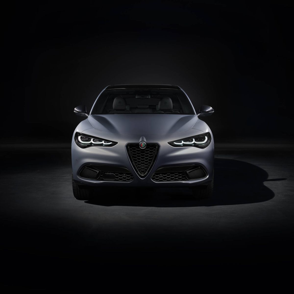 Alfa Romeo USA - Autos deportivos y SUV italianos de lujo