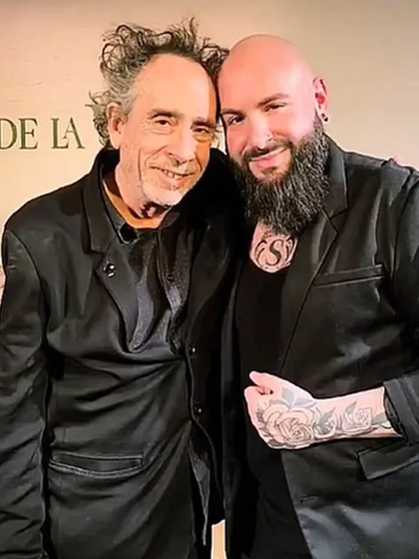 El guitarrista Pino Losada y Tim Burton, en Madrid. (Instagram/@pinolosada_)