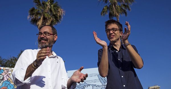 Foto: El secretario de Política de Podemos, Inigo Errejón (d), junto al diputado malagueño Alberto Montero en una imagen de archivo durante un acto en Málaga. (EFE)