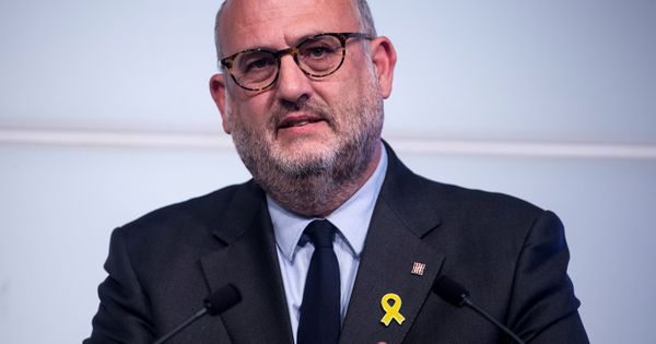 Foto: El portavoz adjunto del grupo parlamentario de Junts per Catalunya, Eduard Pujol. (EFE)