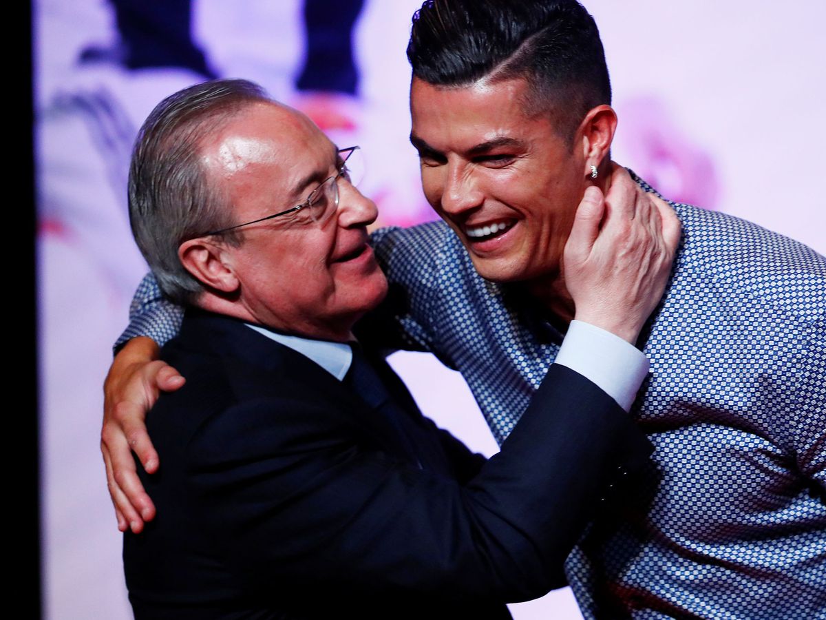 Foto: Cristiano Ronaldo y Florentino Pérez en el pasado mes de julio. (Reuters)