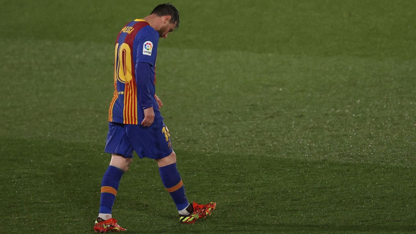 Messi, desesperado por no poder empatar. (EFE)