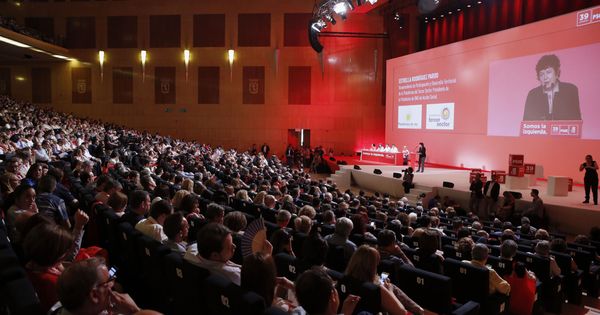 Foto: Vista general del plenario del 39º Congreso del PSOE durante la intervención de María Ángeles Siemens, de Acnur. (EFE)